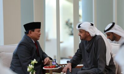 Presiden Terpilih Prabowo Subianto menemui Presiden Uni Emirat Arab, Syeikh Mohammed bin Zayed Al Nahyan di Istana Al Shati, Abu Dhabi, Senin (14/5/2024) (Foto: TKN Prabowo).